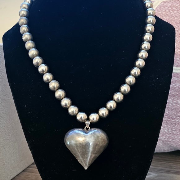 Heart Necklace - Picture 3 of 3